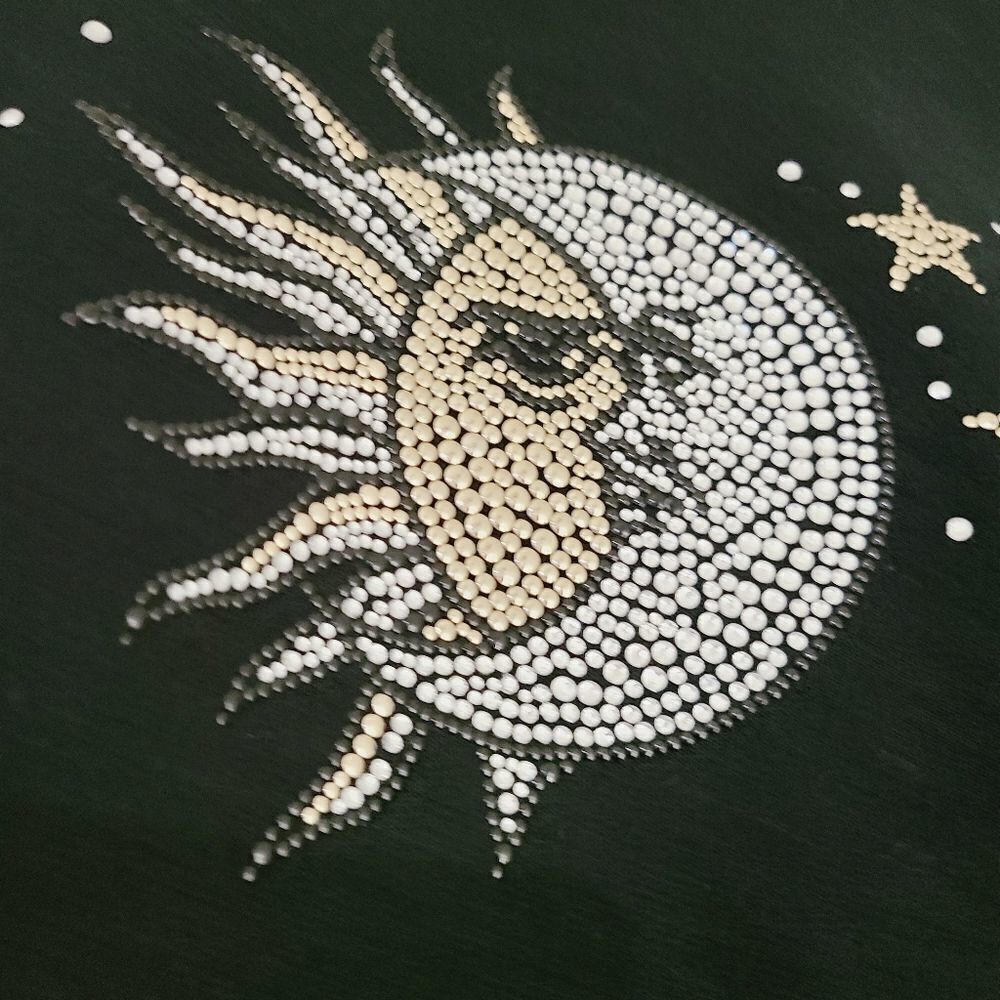 Vintage Celestial,‎ Sun Moon and Stars Studded Sweatshirt - Picture 4 of 6